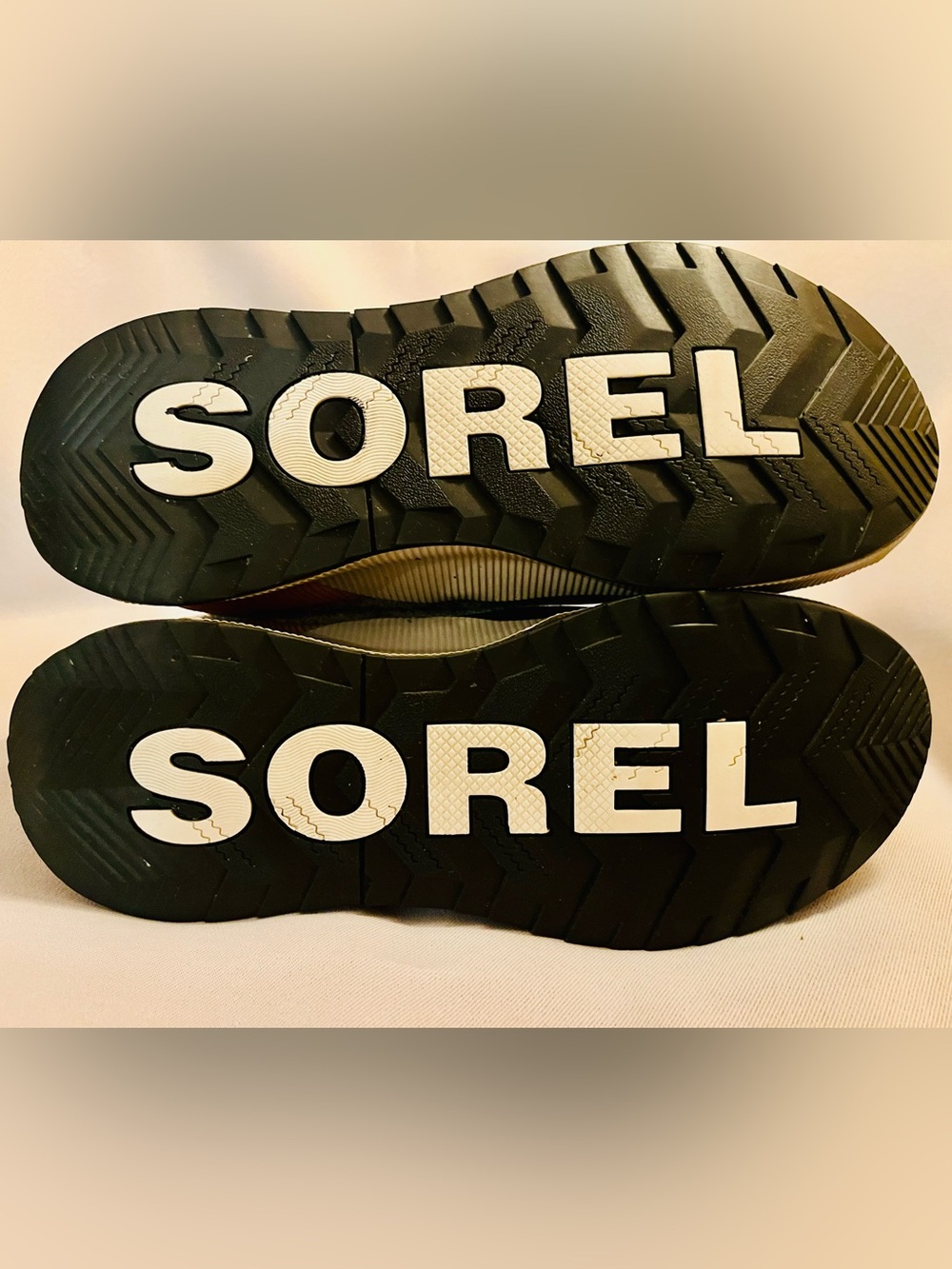 Sorel Women's Out 'N About III Classic in Camel/Gray/Black Women’s Size 9 - Picture 7 of 7